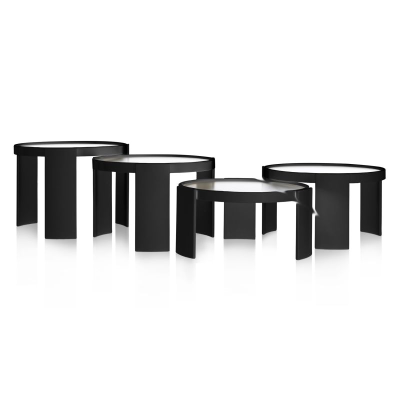 Cassina 780 / 783 Satztische (4-teilig) Cassina 780 / 783 Satztische (4-teilig)