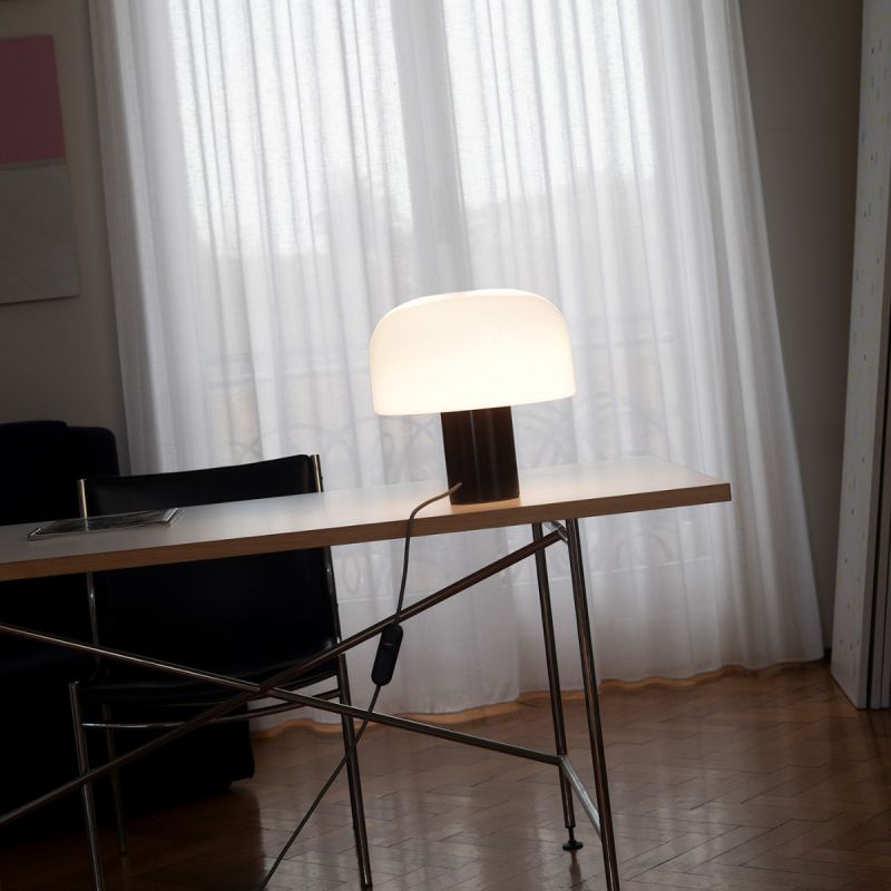 Flos Bellhop Glass T Tischleuchte Flos Bellhop Glass T Tischleuchte