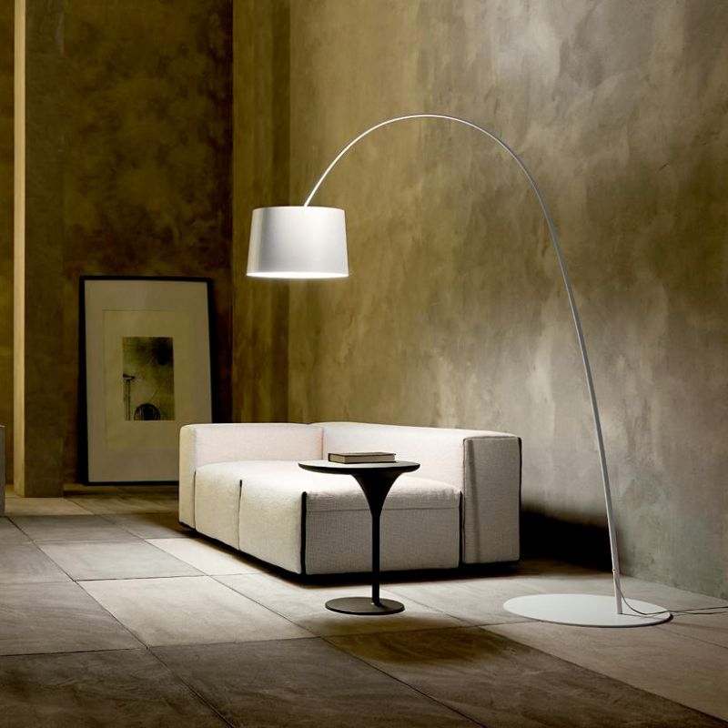 Foscarini Twiggy Terra Bogenleuchte in weiß als Couchlicht