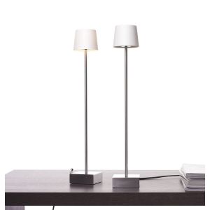 Anta Cut Tischleuchte in Aluminium